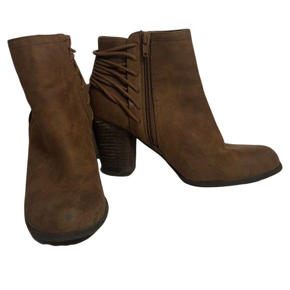 Madden Girl Dutton Brown Bootie - Picture 2 of 7